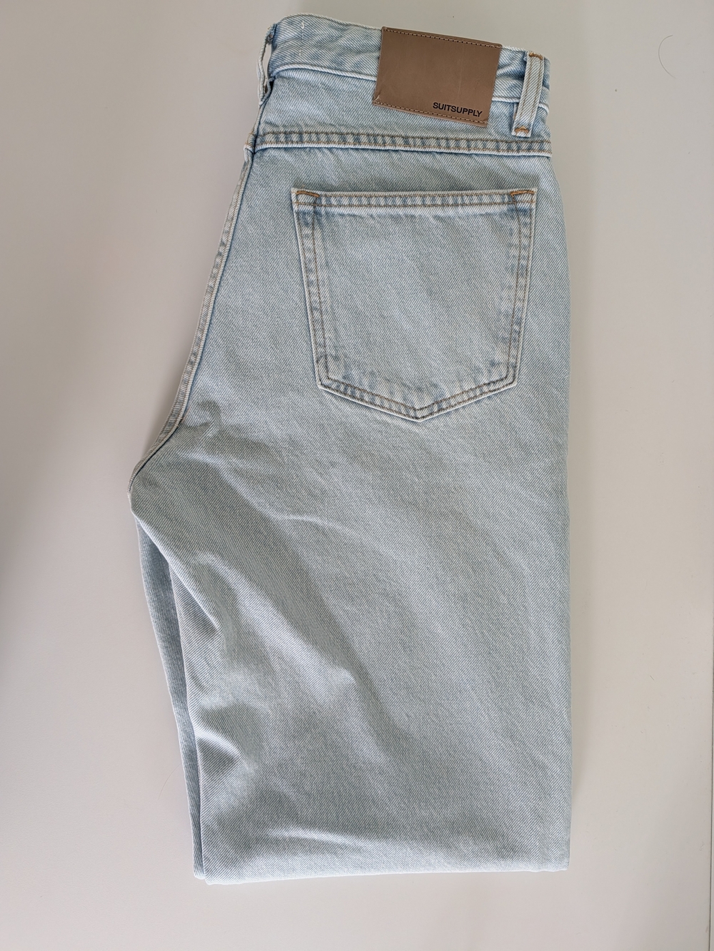 Suitsupply Straight Jeans | 29x32 | Light Wash | 100% Cotton